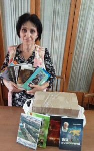 Бібіотека_подарунки_110924