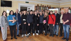 Довідник Письменники Вінниччини_презентація_270325